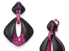 Wearable Art: TEFAF Maastricht